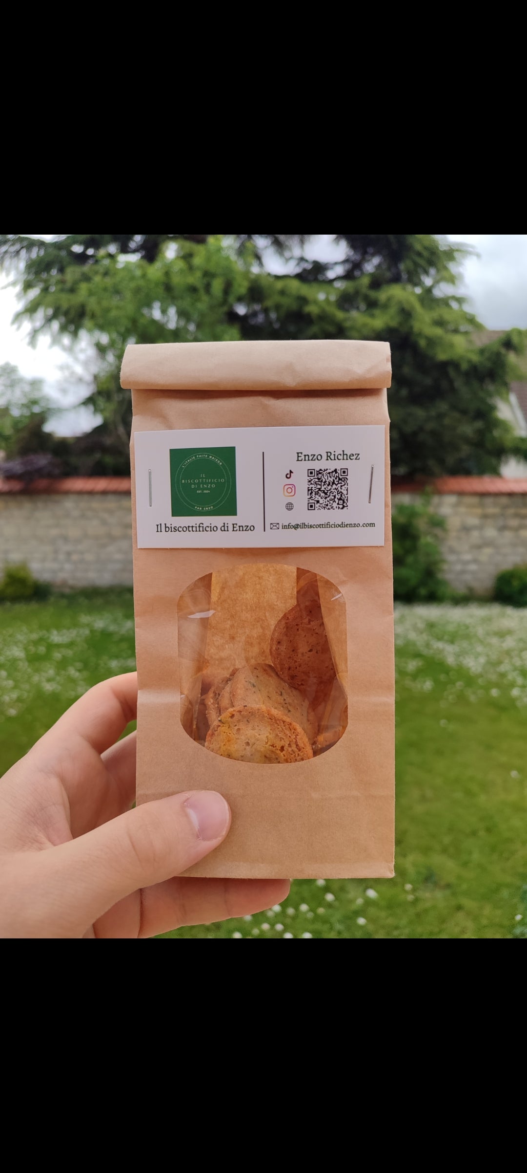 Biscuits apéritifs parmesan, origan et piment d'Espelette (70g)